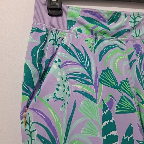 Lilly Pulitzer Tropical Print Leggings in Purple and Green - Picture 10 of 14